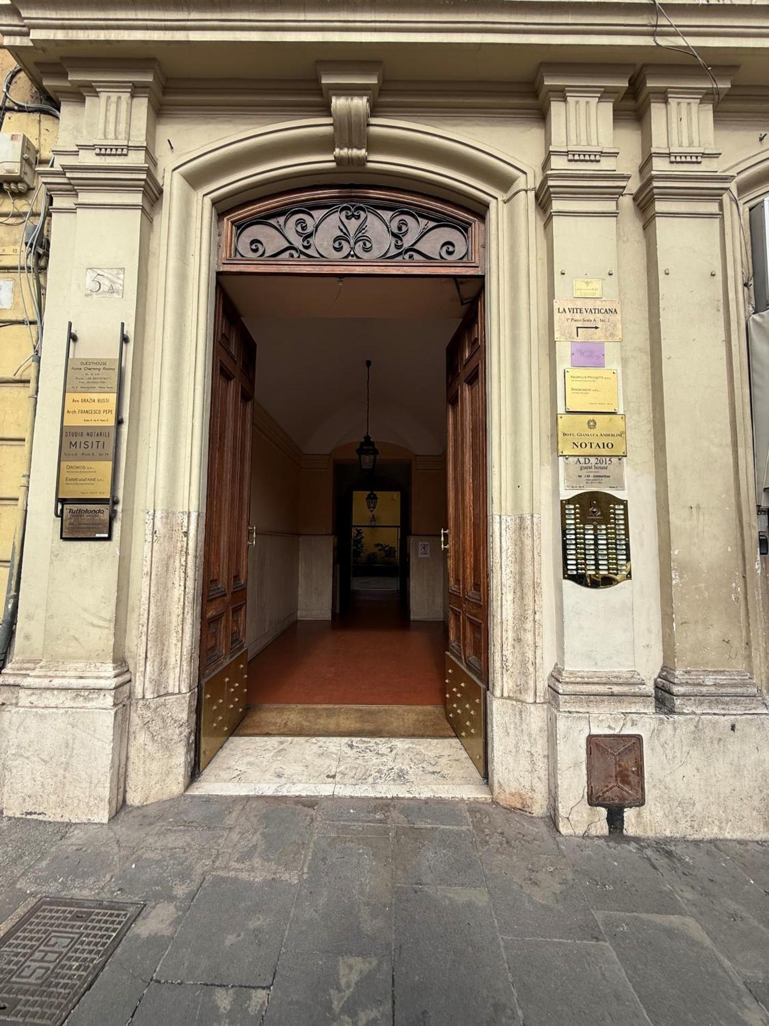 Suites Da Papa Рим Экстерьер фото